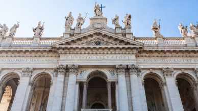 L’apertura della Porta Santa di San Giovanni in Laterano