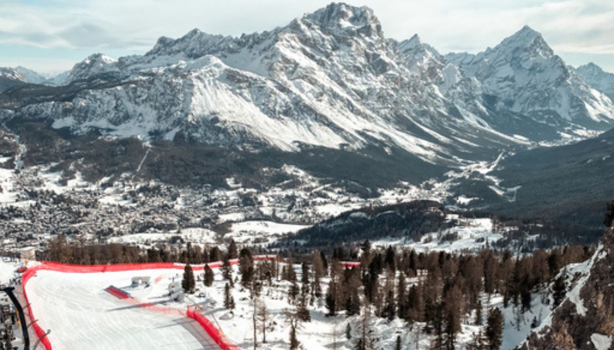 Pista da sci di Cortina d'Ampezzo, una delle mete da visitare in montagna in Veneto