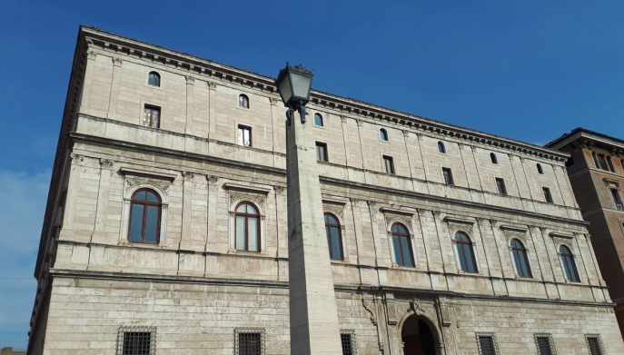 Palazzo Giraud-Torlonia in Rione Borgo