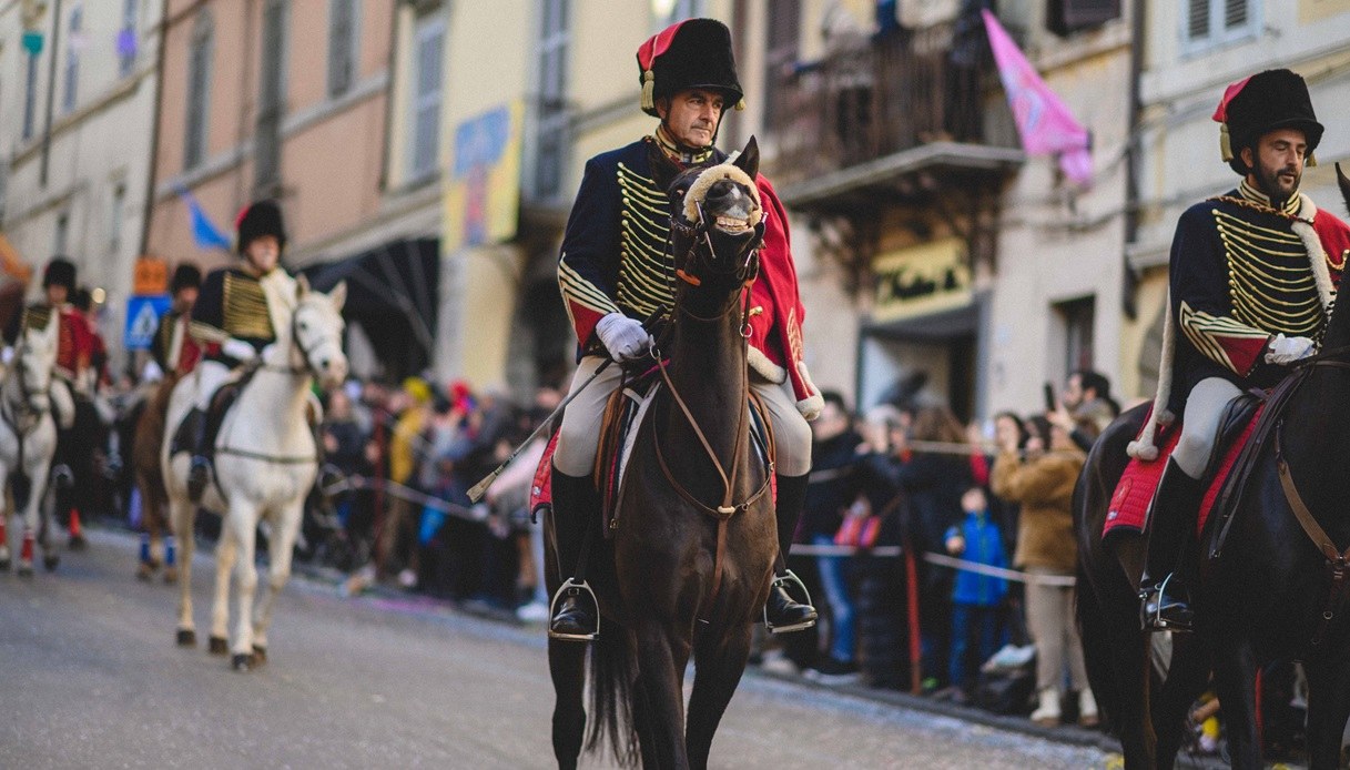 Parata degli Ussari tra gli eventi del Carnevale di Ronciglione