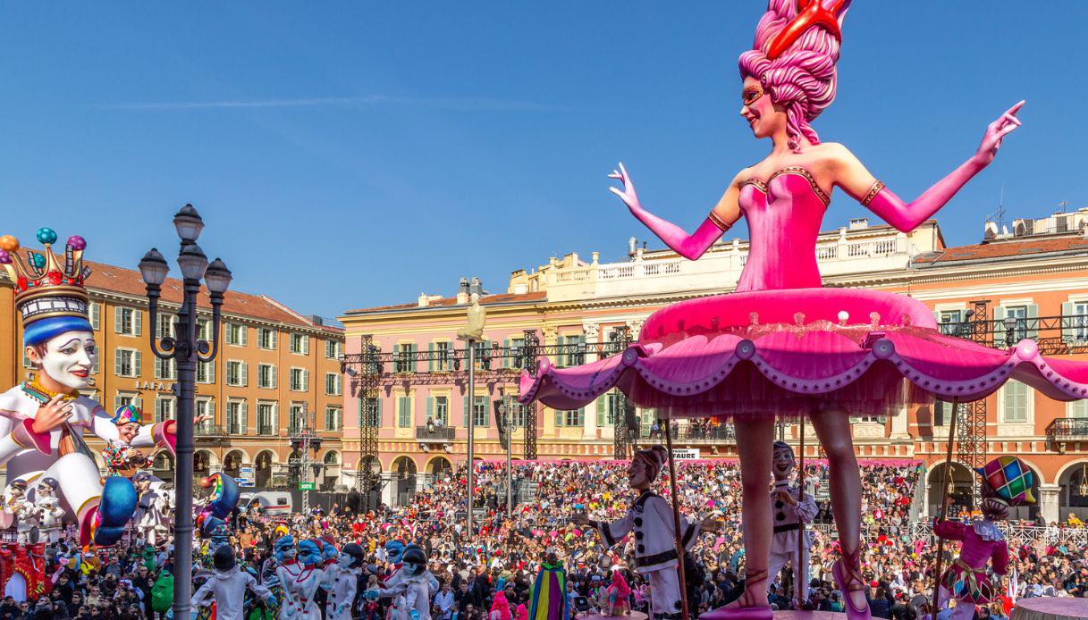 Carnevale in Europa: le destinazioni più belle dove festeggiarlo nel 2025