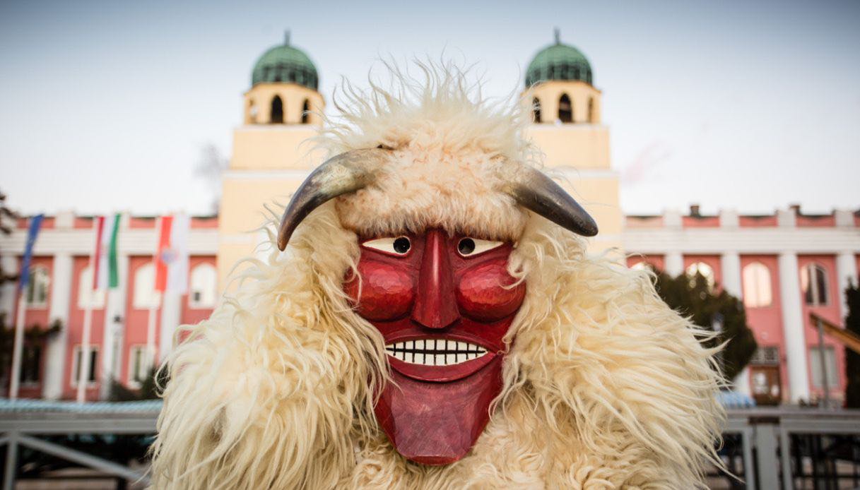 Maschera tipica dei Bus&oacute; in Ungheria
