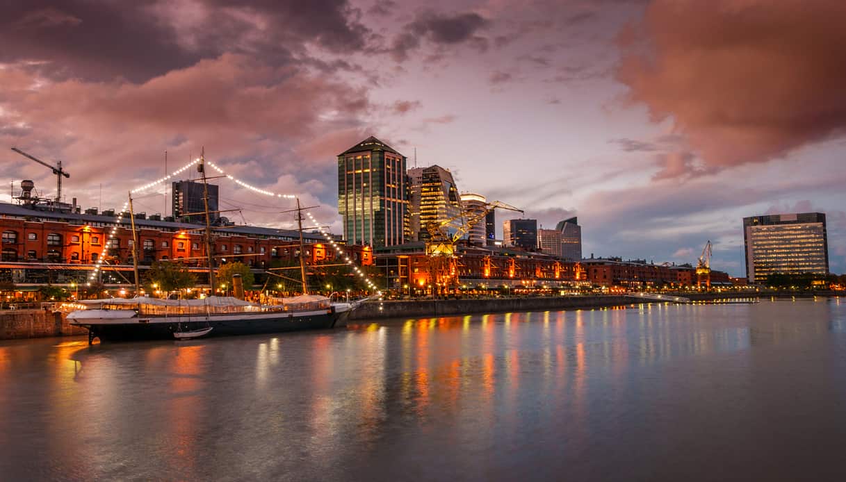 Puerto Madero: un viaggio tra il lusso e la storia di Buenos Aires