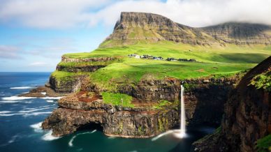 Le Isole Faroe chiudono a tutti tranne che a 80 volontari: un modello unico