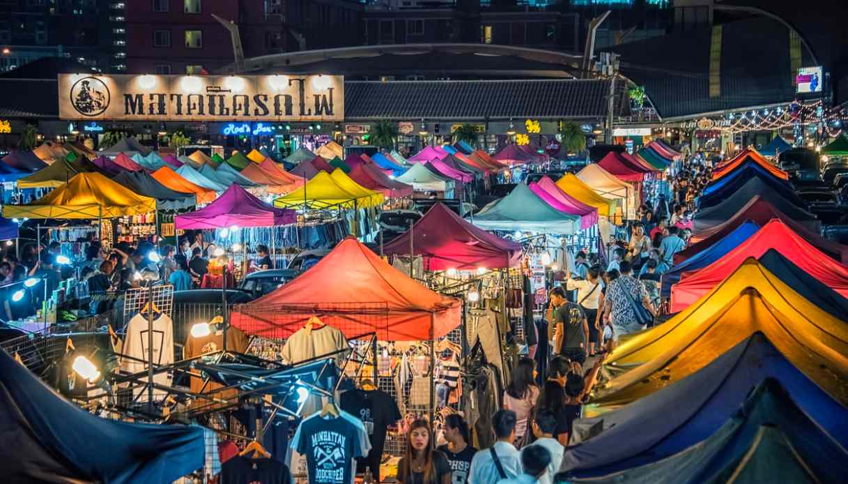 mercato notturno Bangkok