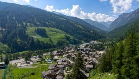 In montagna, a meno di due ore da Torino