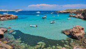 Le 10 spiagge più belle dove andare al mare in Europa in inverno