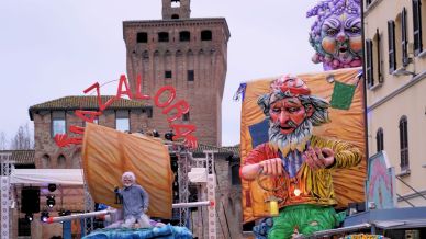 Il Carnevale di Cento, l’evento che rappresenta e incarna allegria, creatività e cultura