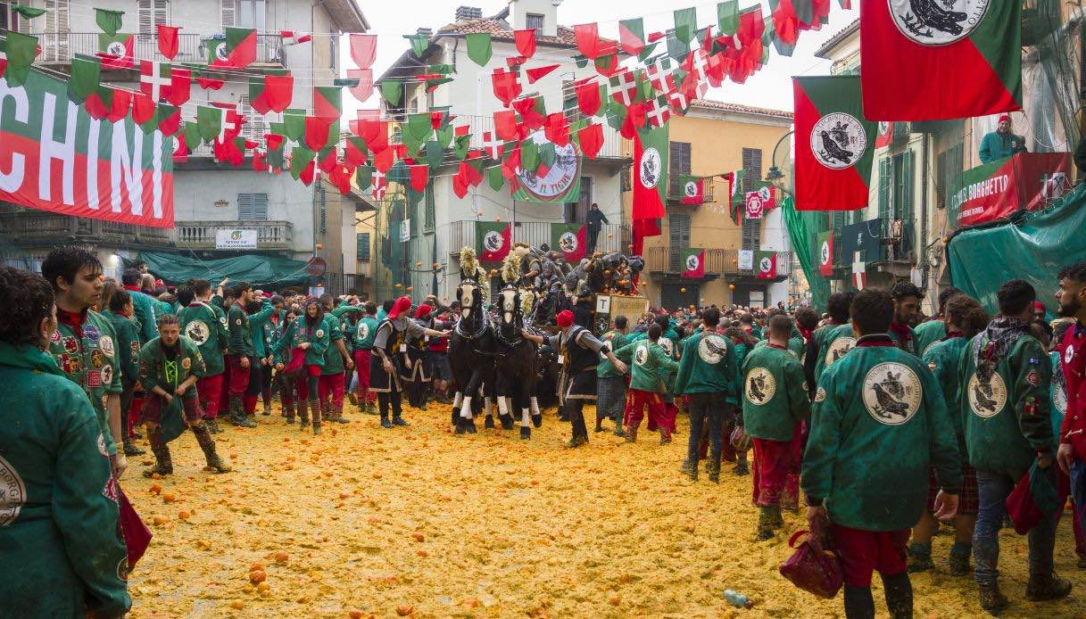 Battaglia delle Arance, Carnevale di Ivrea