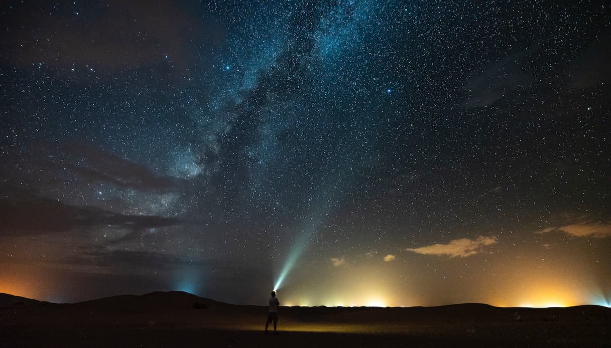 Viaggiando a caccia di stelle, il trend dell’astroturismo