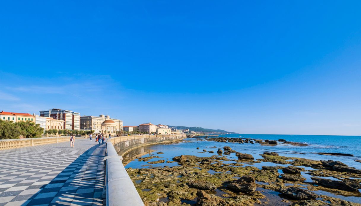 Lungomare di Livorno e Terrazza Mascagni