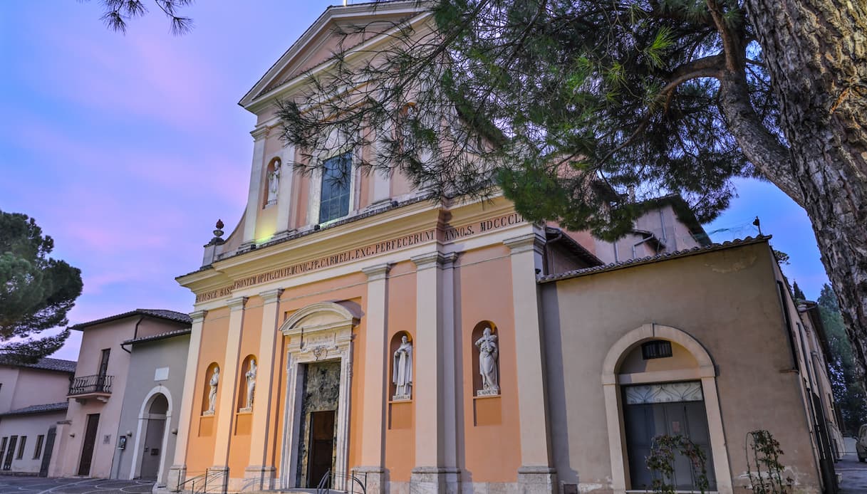 Treno di San Valentino, 100 turisti alla scoperta della città dell’amore