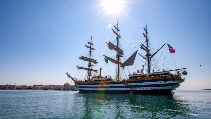 Come prenotare e visitare gratis la nave Amerigo Vespucci e le tappe