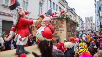 Carnevale a Colonia: una delle feste più lunghe del mondo