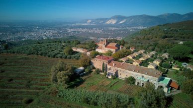 Camaldoli, il borgo più spirituale d’Italia dove rallentare e ritrovare il piacere del tempo