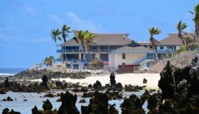 La storia dell’isola di Nauru che vende passaporti per combattere il riscaldamento globale