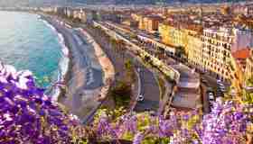 Scopri perché tutti amano la Promenade des Anglais di Nizza