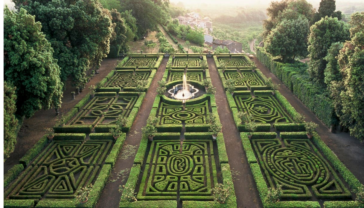 Giardino rinascimentale all'italiana di Castello Ruspoli