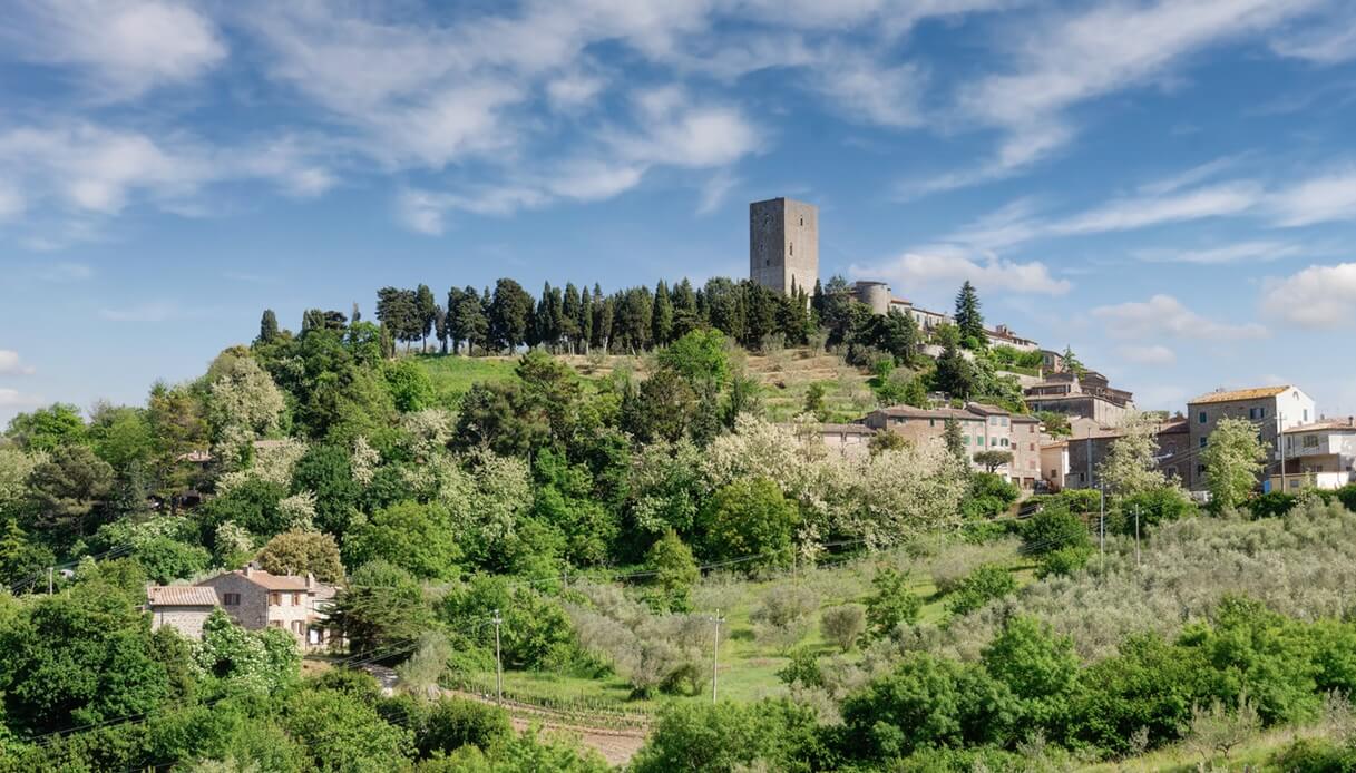 L’altra Montecatini: in Val di Cecina tra miniere, torri e verdi colline