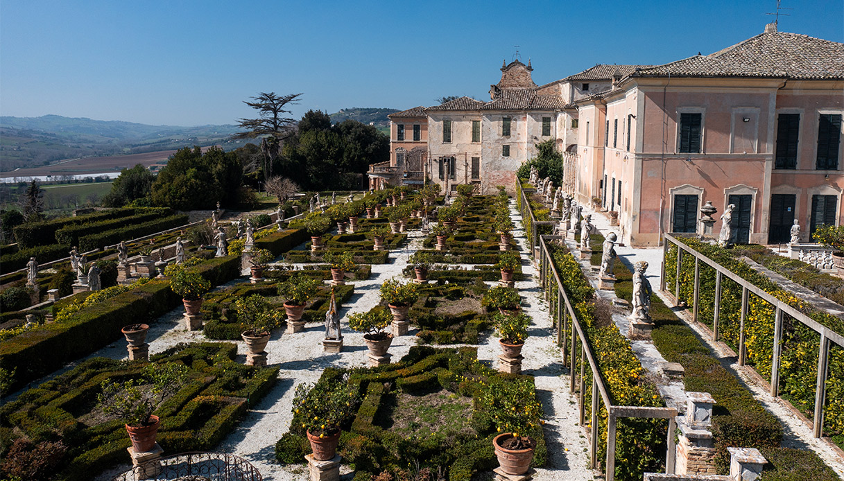 Potenza-Picena-Giardini-di-Villa-Buonaccorsi