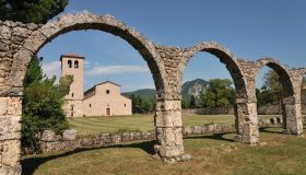 Nel cuore segreto del Molise: viaggio incantato a Rocchetta a Volturno
