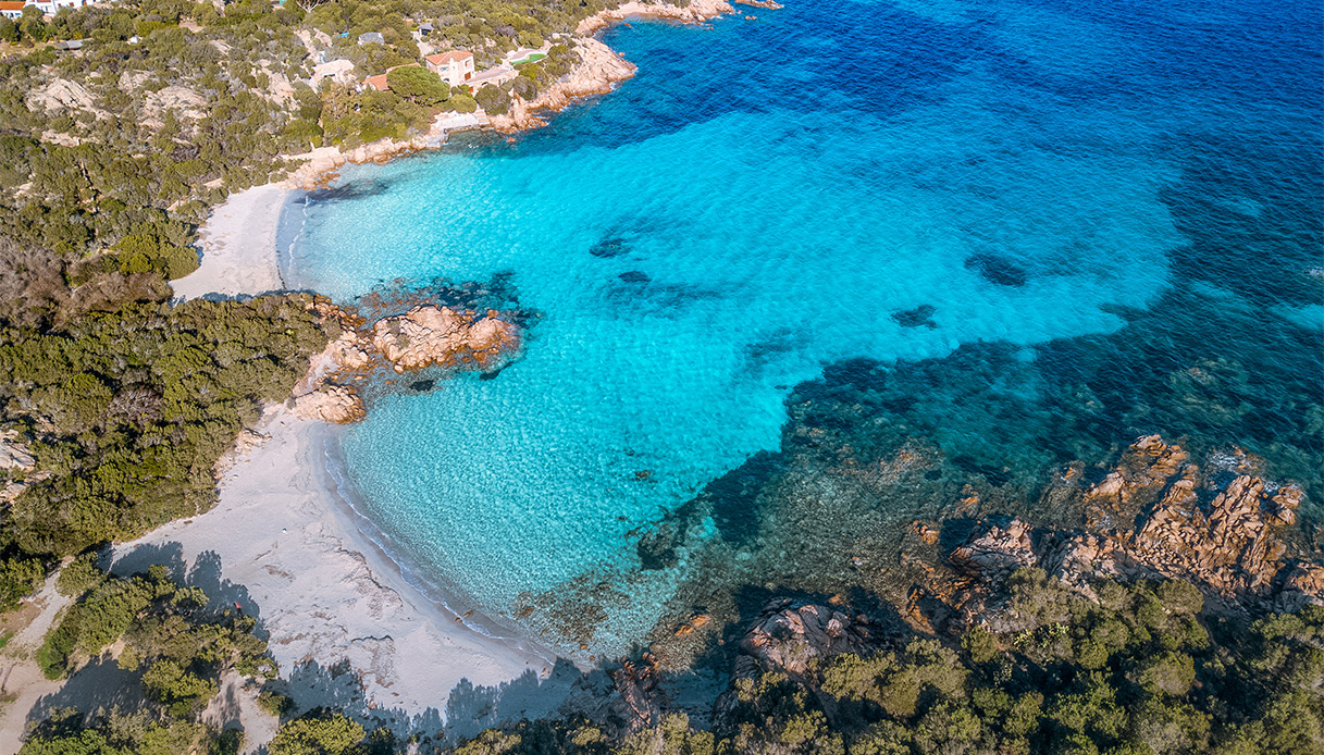 Sardegna, perché andare sulla Costa Smeralda a primavera