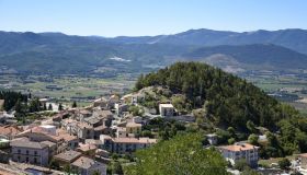 Tra fede, boschi e arpe: l’anima segreta di Viggiano