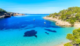 Perché la primavera è la stagione ideale per scoprire le Isole Baleari