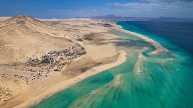 Perché la primavera è la stagione perfetta per innamorarsi definitivamente delle Isole Canarie