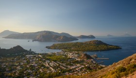 Le Isole Eolie conquistano la stampa estera: “Un viaggio da film”