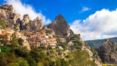 Ponte del 25 aprile e 1° maggio: scopri i borghi più belli d’Italia