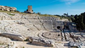 Siracusa, Patrimonio Mondiale dell’UNESCO, culla del teatro classico e dell’alta cucina