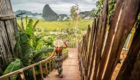 Dal 1° maggio si vola solo con QR Code: nuove regole digital per entrare in Thailandia