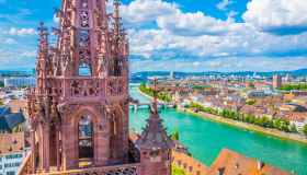 Eurovision 2025: tutto pronto per Basilea, la città svizzera che si trasforma in palcoscenico pop dell’anno