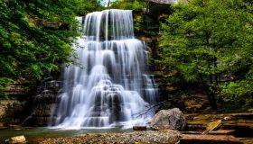 Romagna: tre cascate scenografiche sull’Appennino per i picnic di primavera