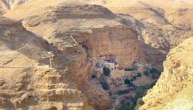 Nel cuore del deserto: il monastero incantato di San Giorgio di Choziba