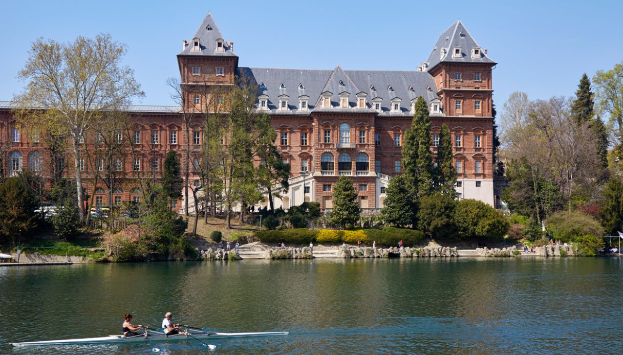 https://siviaggia.it/wp-content/uploads/sites/2/2025/05/Parco-Valentino-Torino.jpg