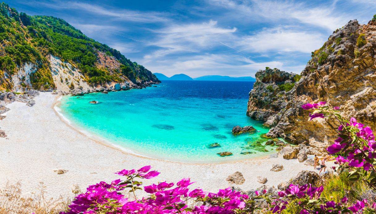 Dove andare a giugno: 9 idee per una vacanza tra mare e montagna