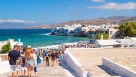 Turismo di massa: ecco le destinazioni da evitare perché troppo affollate