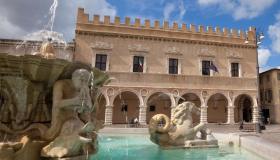 Pesaro, tra onde d’arte e colline d’incanto: cosa vedere nella perla dell’Adriatico