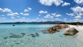 Tre spiagge paradisiache della Puglia vengono premiate con la Bandiera Blu