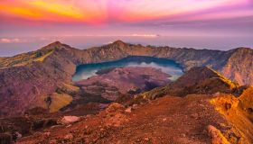 Il paradiso dentro un vulcano: la leggenda viva di Segara Anak