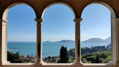 Uno dei più bei giardini inglesi della Riviera di Levante riapre finalmente al pubblico