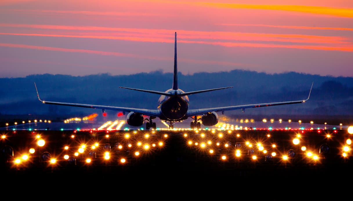 https://siviaggia.it/wp-content/uploads/sites/2/2025/06/Aereo-Ryanair-2.jpg