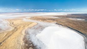 Lago Eyre: il misterioso bacino dell’Australia che si risveglia e torna a vivere
