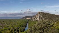Toscana tra primavera ed estate: le escursioni più belle nel Parco della Maremma