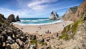 Praia da Ursa, la meraviglia segreta a due passi da Lisbona
