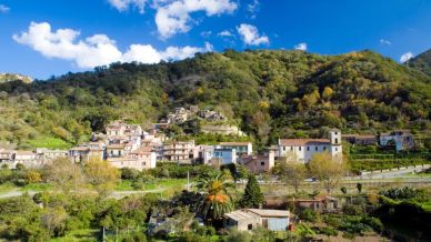 Saponara, tra memoria antica e spirito autentico