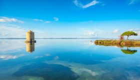 Laguna di Orbetello, rifugio di luce tra mare, dune e uccelli migratori