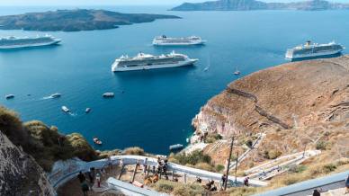 Dal 21 luglio scatta una nuova tassa in Grecia: così si combatte l’overtourism